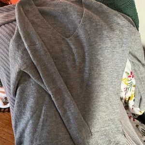 Medium gray tunic sweater
